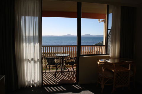 Swansea Motor Inn Tasmania - E Caravan Parks 11