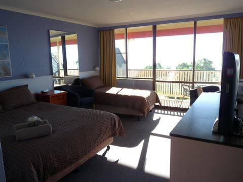 Swansea Motor Inn Tasmania - E Caravan Parks 25
