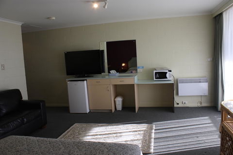 Swansea Motor Inn Tasmania - E Caravan Parks 36