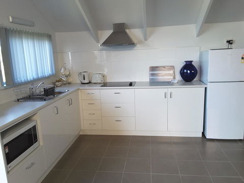 Swansea Motor Inn Tasmania - E Caravan Parks 5