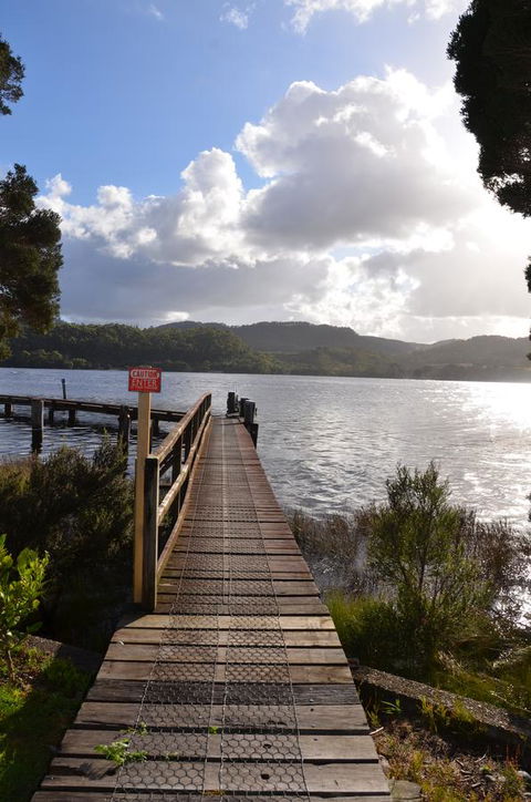 Lettes Hideaway - E Caravan Parks 8