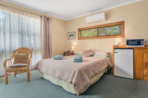 Green Views - E Caravan Parks 13