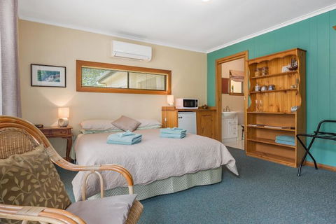 Green Views - E Caravan Parks 12