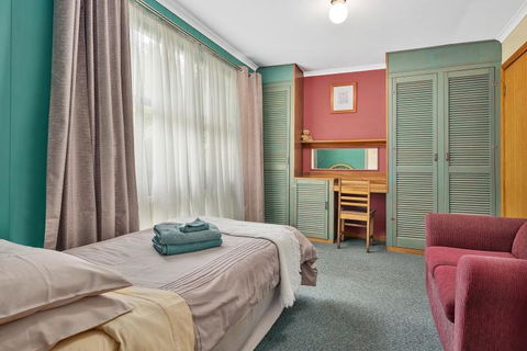 Green Views - E Caravan Parks 1