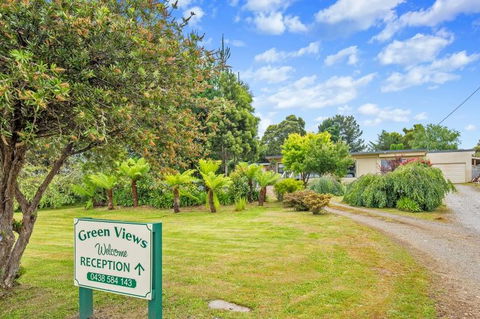 Green Views - E Caravan Parks 10