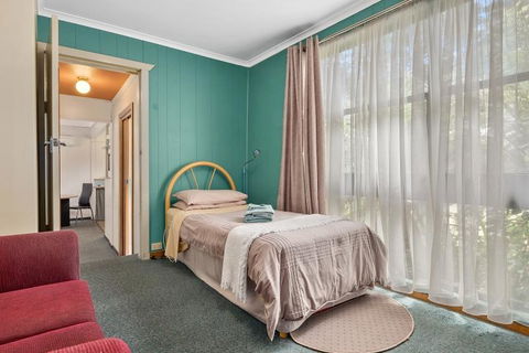 Green Views - E Caravan Parks 3