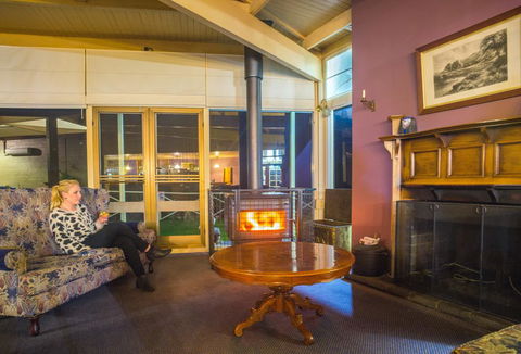 Port Arthur Motor Inn - E Caravan Parks 4