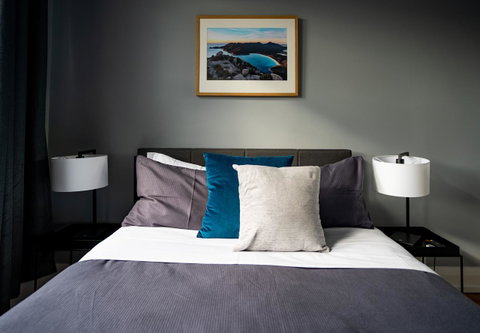 The Tasmanian Inn - E Caravan Parks 7