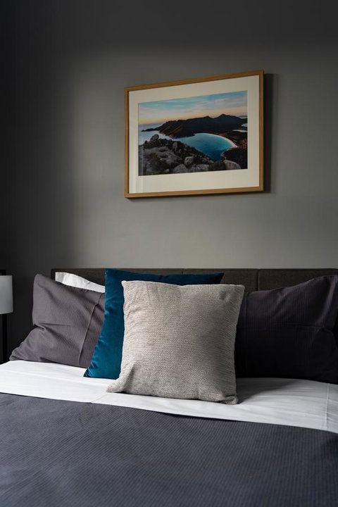 The Tasmanian Inn - E Caravan Parks 5