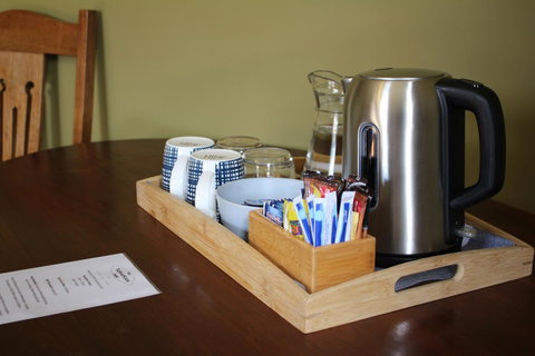 The Tasmanian Inn - E Caravan Parks 18