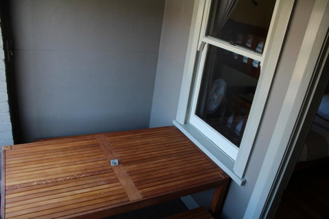 The Tasmanian Inn - E Caravan Parks 27