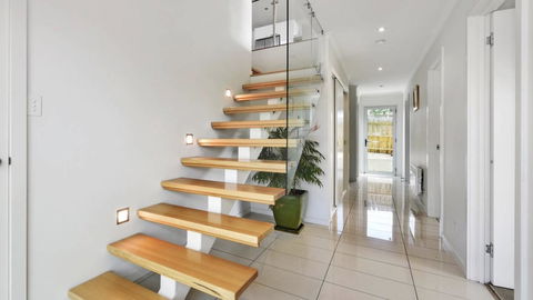 Seas The Day - Seaside Getaway - E Caravan Parks 2