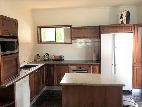 My Hobart Stay - Holiday Rentals - E Caravan Parks 12