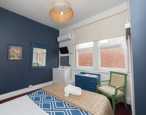 The Brunswick Hotel - E Caravan Parks 9