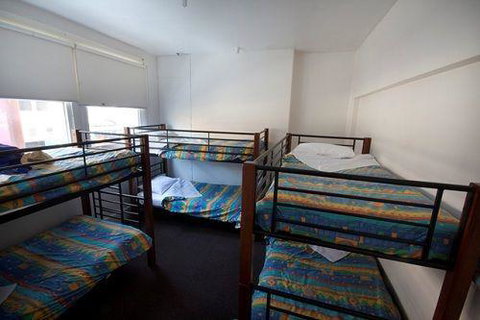 The Brunswick Hotel - E Caravan Parks 1