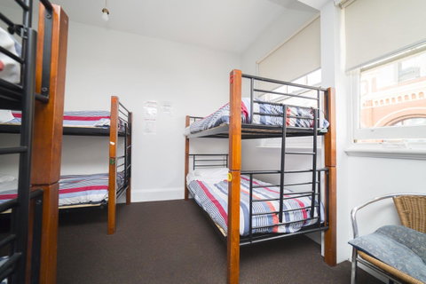 The Brunswick Hotel - E Caravan Parks 2