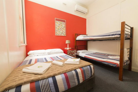 The Brunswick Hotel - E Caravan Parks 20