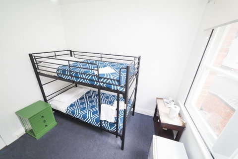 The Brunswick Hotel - E Caravan Parks 42