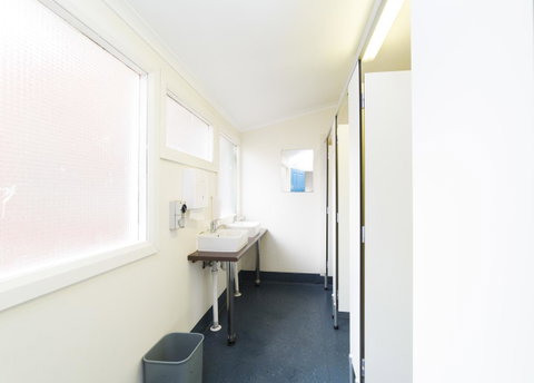 The Brunswick Hotel - E Caravan Parks 24