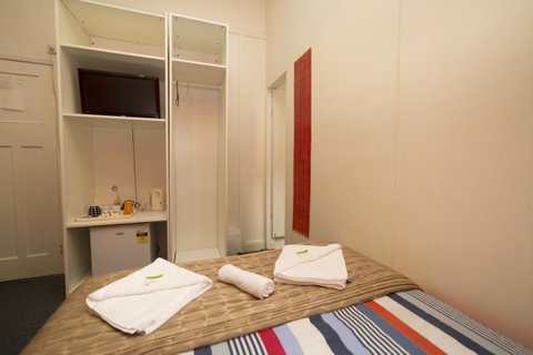 The Brunswick Hotel - E Caravan Parks 39