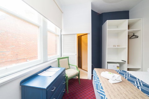 The Brunswick Hotel - E Caravan Parks 7