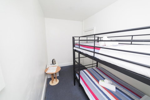 The Brunswick Hotel - E Caravan Parks 41