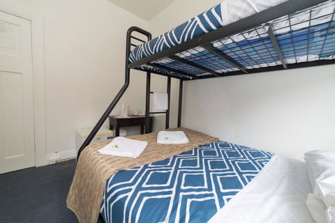 The Brunswick Hotel - E Caravan Parks 40