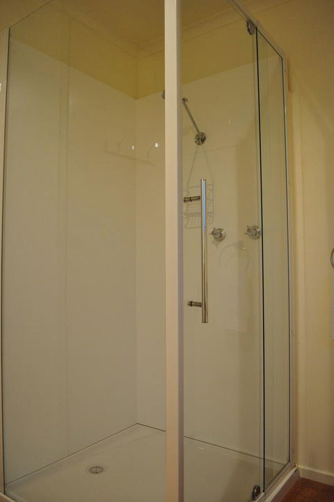 GreenGate Cottages - E Caravan Parks 8