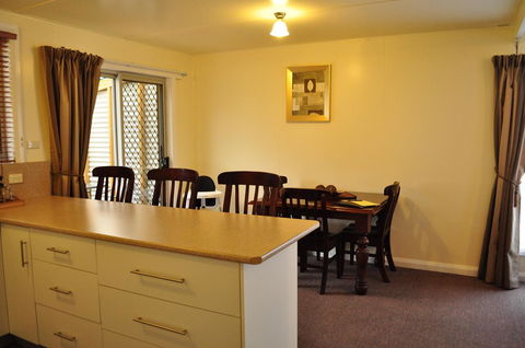 GreenGate Cottages - E Caravan Parks 17