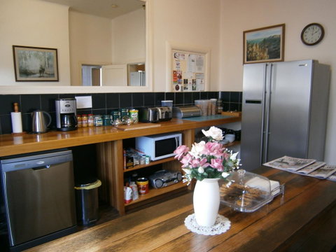 Edinburgh Gallery Bed & Breakfast - E Caravan Parks 5