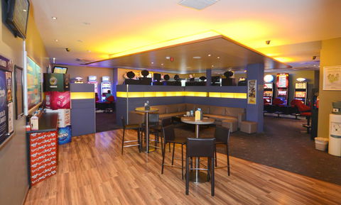 Bridge Hotel - E Caravan Parks 22