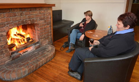 Bridge Hotel - E Caravan Parks 16