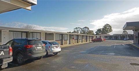Bridge Hotel - E Caravan Parks 12