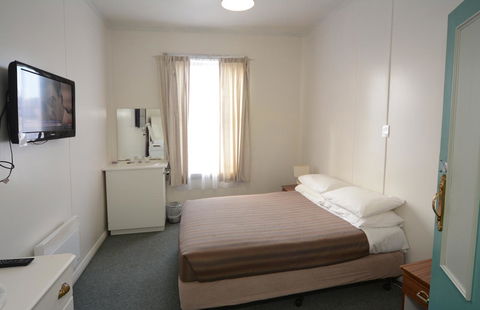 Bridge Hotel - E Caravan Parks 14