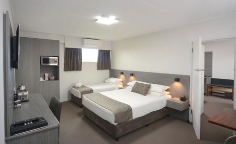 Bridge Hotel - E Caravan Parks 2