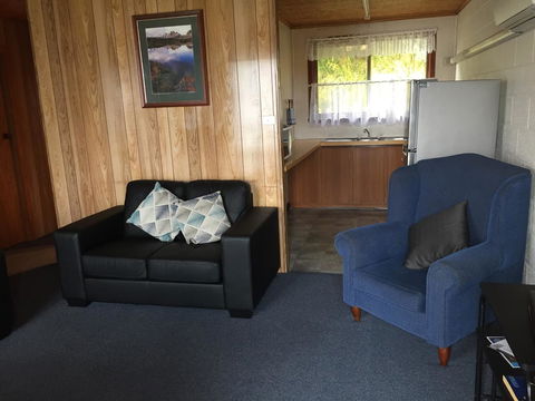 Regatta Point Tavern & Holiday Villas - E Caravan Parks 12