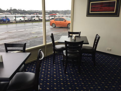 Regatta Point Tavern & Holiday Villas - E Caravan Parks 23