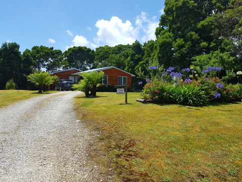 Regatta Point Tavern & Holiday Villas - E Caravan Parks 35