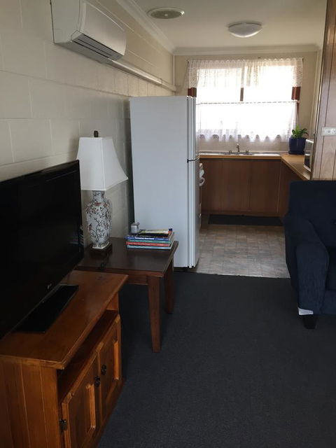 Regatta Point Tavern & Holiday Villas - E Caravan Parks 6