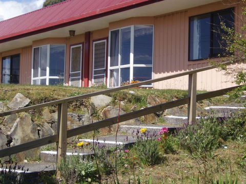 Regatta Point Tavern & Holiday Villas - E Caravan Parks 2