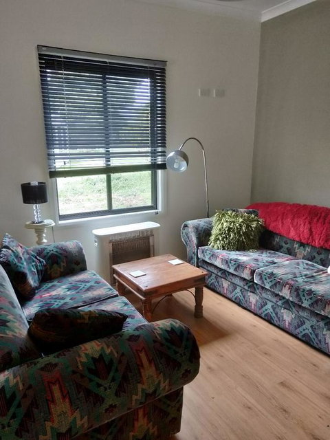 Wanderlust Cottage - E Caravan Parks 12