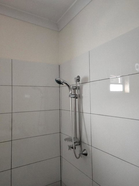 Wanderlust Cottage - E Caravan Parks 11