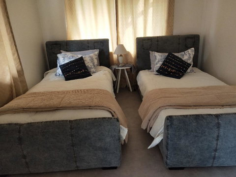 Wanderlust Cottage - E Caravan Parks 7