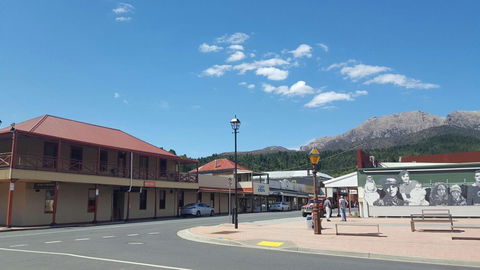 Mt Lyell Motor Inn - E Caravan Parks 33