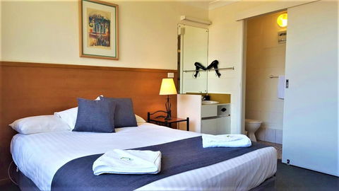 Mt Lyell Motor Inn - E Caravan Parks 5