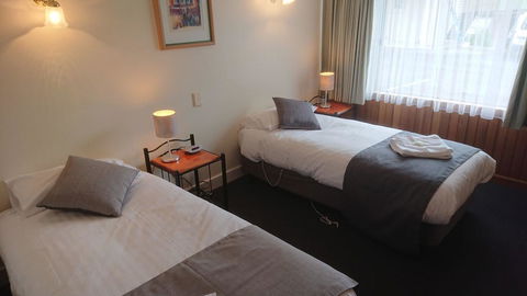 Mt Lyell Motor Inn - E Caravan Parks 26