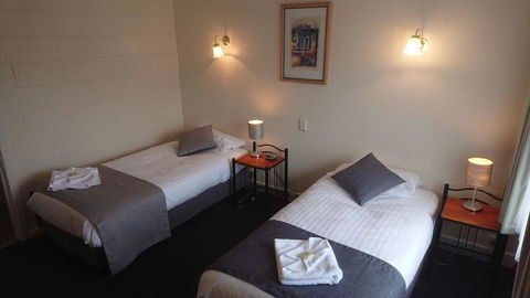 Mt Lyell Motor Inn - E Caravan Parks 27