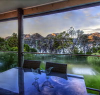 Cove Beach Apartment 2 - E Caravan Parks