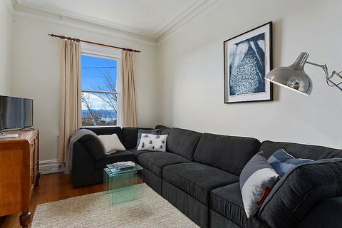 WEST NEST | Classic 3BR Hobart Terrace BEST Location, View, Close To City - E Caravan Parks 3