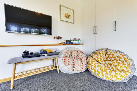 WEST NEST | Classic 3BR Hobart Terrace BEST Location, View, Close To City - E Caravan Parks 15